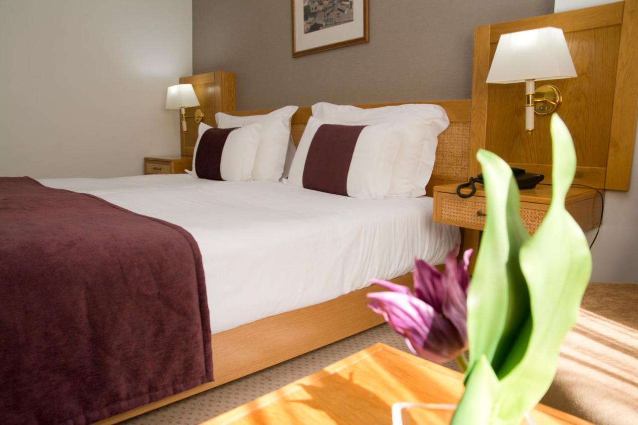 Hotel Rainha D. Amelia, Arts & Leisure Castelo Branco  Pokoj fotografie
